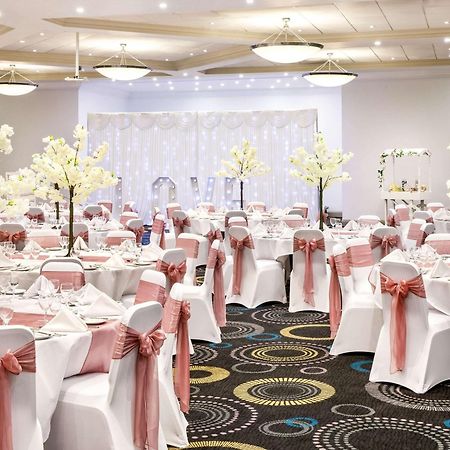 Mercure Telford Centre Hotel Dış mekan fotoğraf