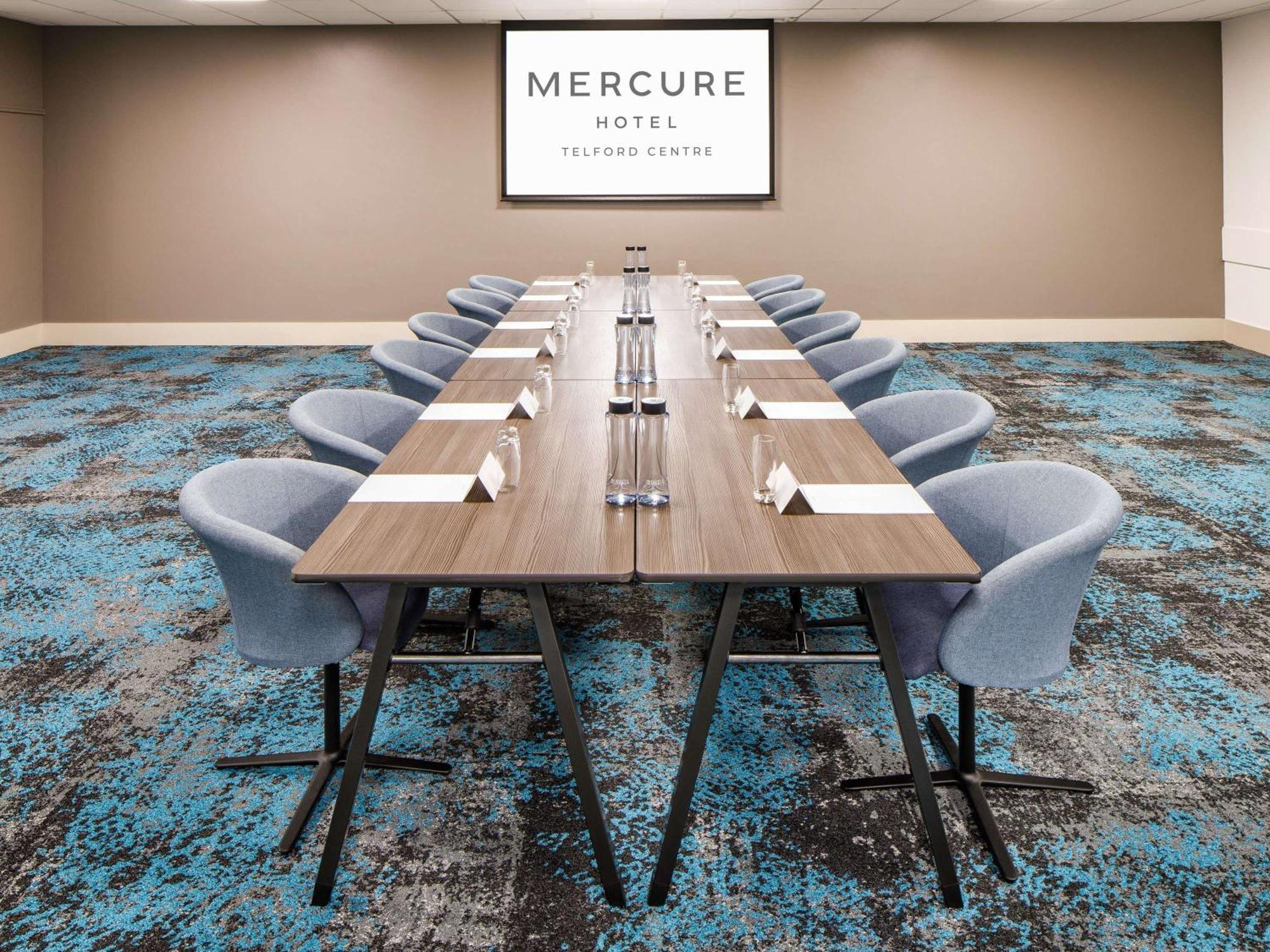 Mercure Telford Centre Hotel Dış mekan fotoğraf