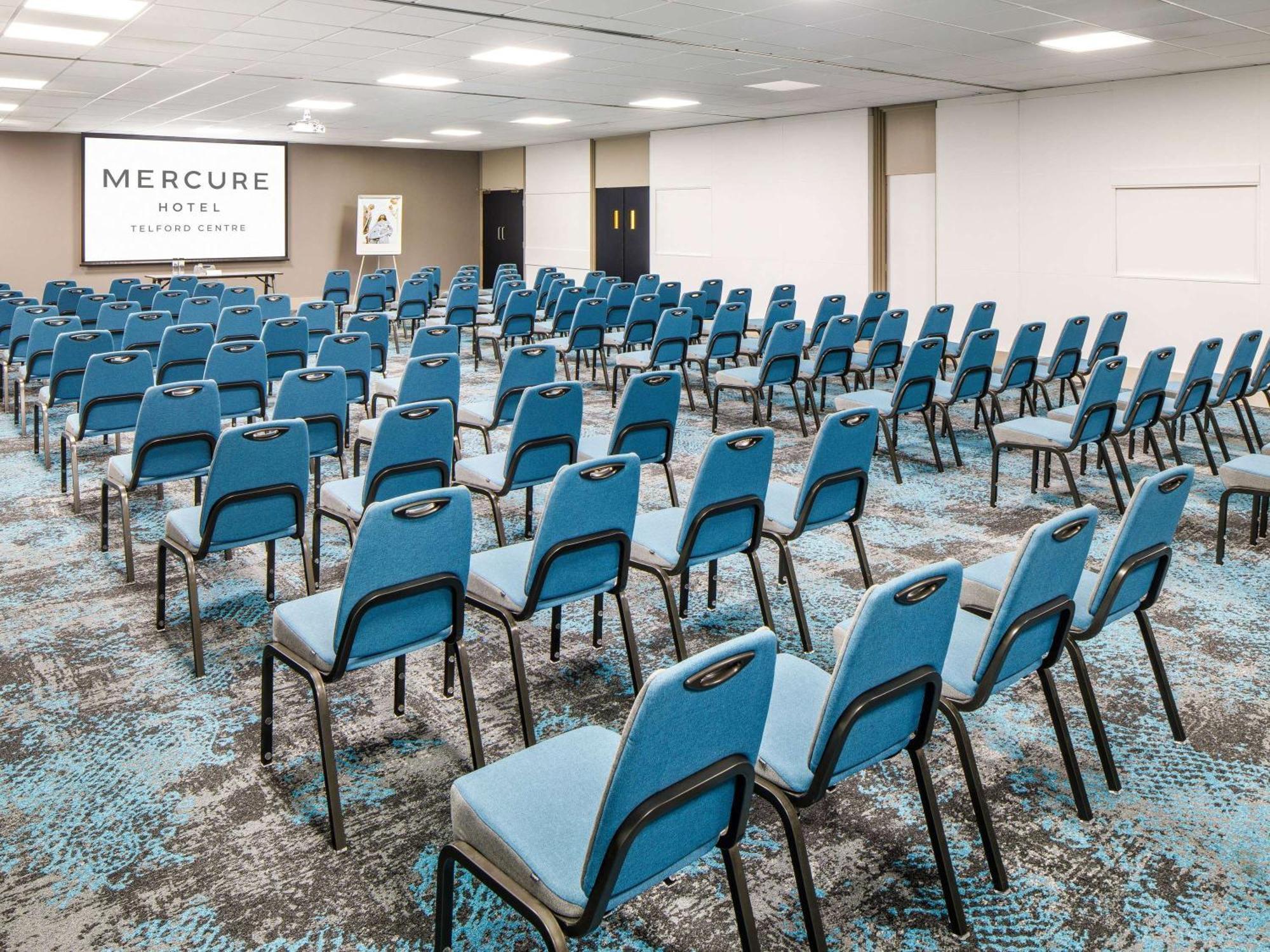 Mercure Telford Centre Hotel Dış mekan fotoğraf