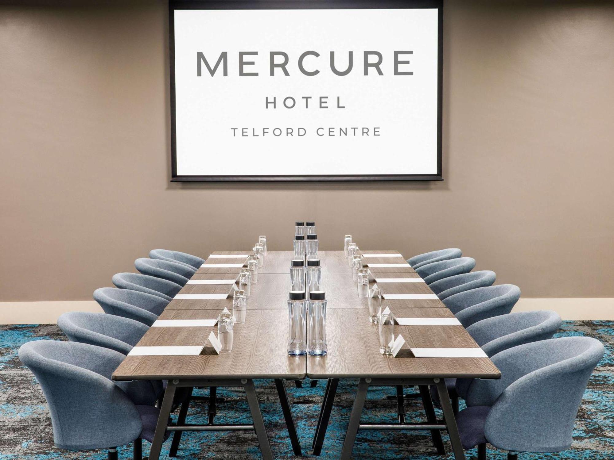 Mercure Telford Centre Hotel Dış mekan fotoğraf
